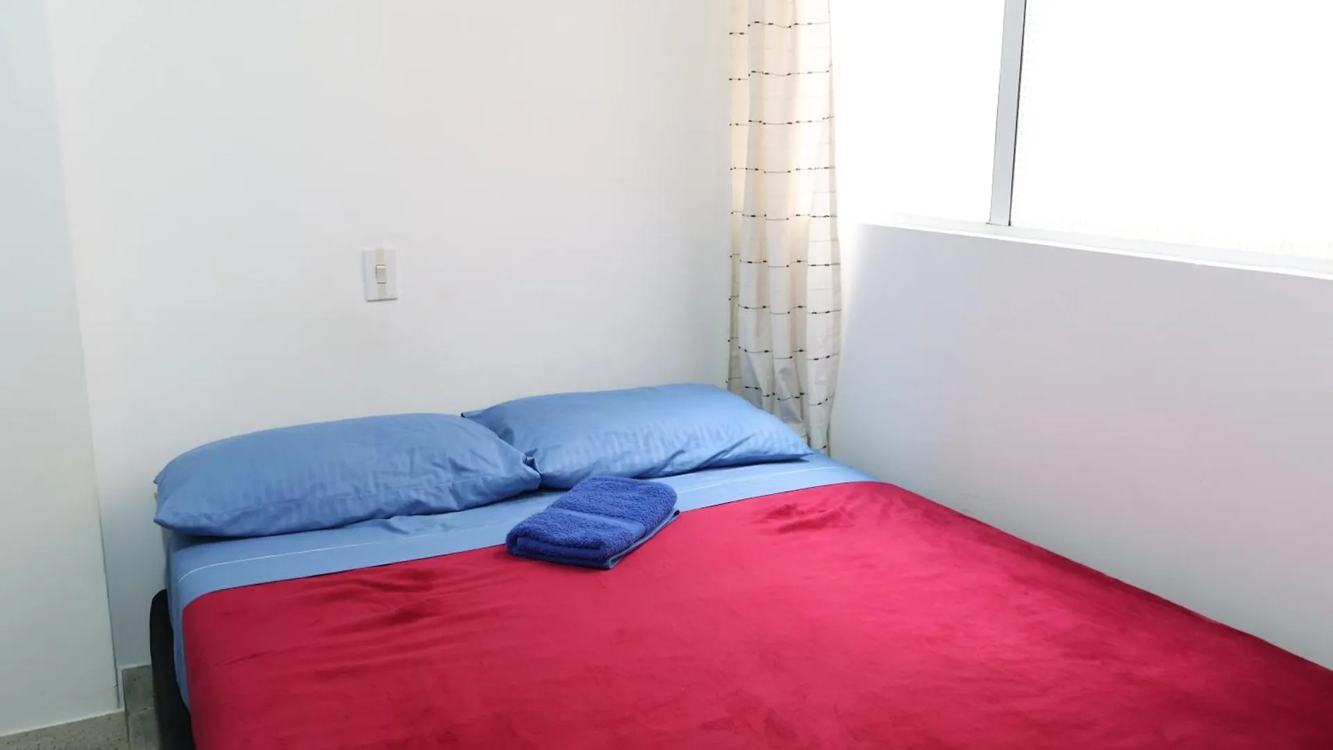 Homestay Living Poblado Manila 3026 Habitacion Individual Medellin